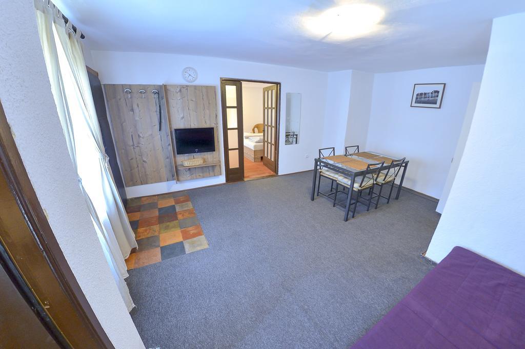 Apartment Gabriel Sibiu Bagian luar foto